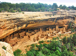 Mesa Verde cliff dwelling